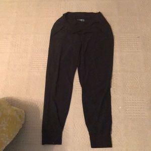 Athleta black joggers size 6